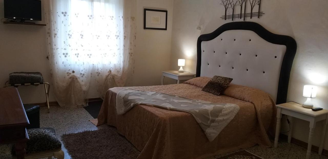 לינה וארוחת בוקר San Valentino  La Cascina Della Grotta Di Tufo מראה חיצוני תמונה